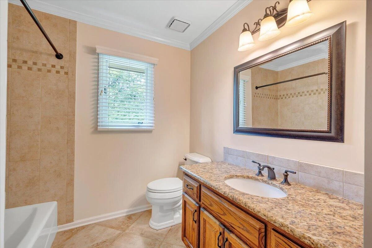 313 Carriage LN - Photo 48