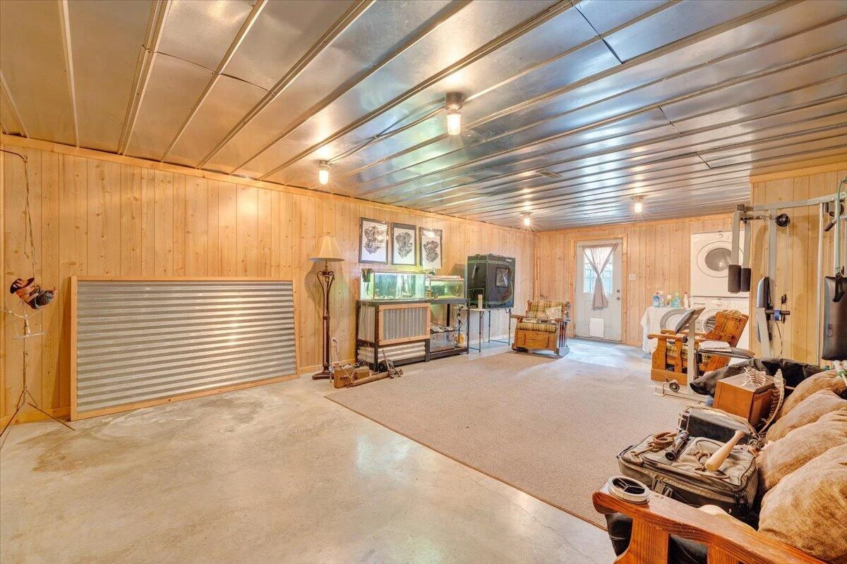 313 Carriage LN - Photo 55