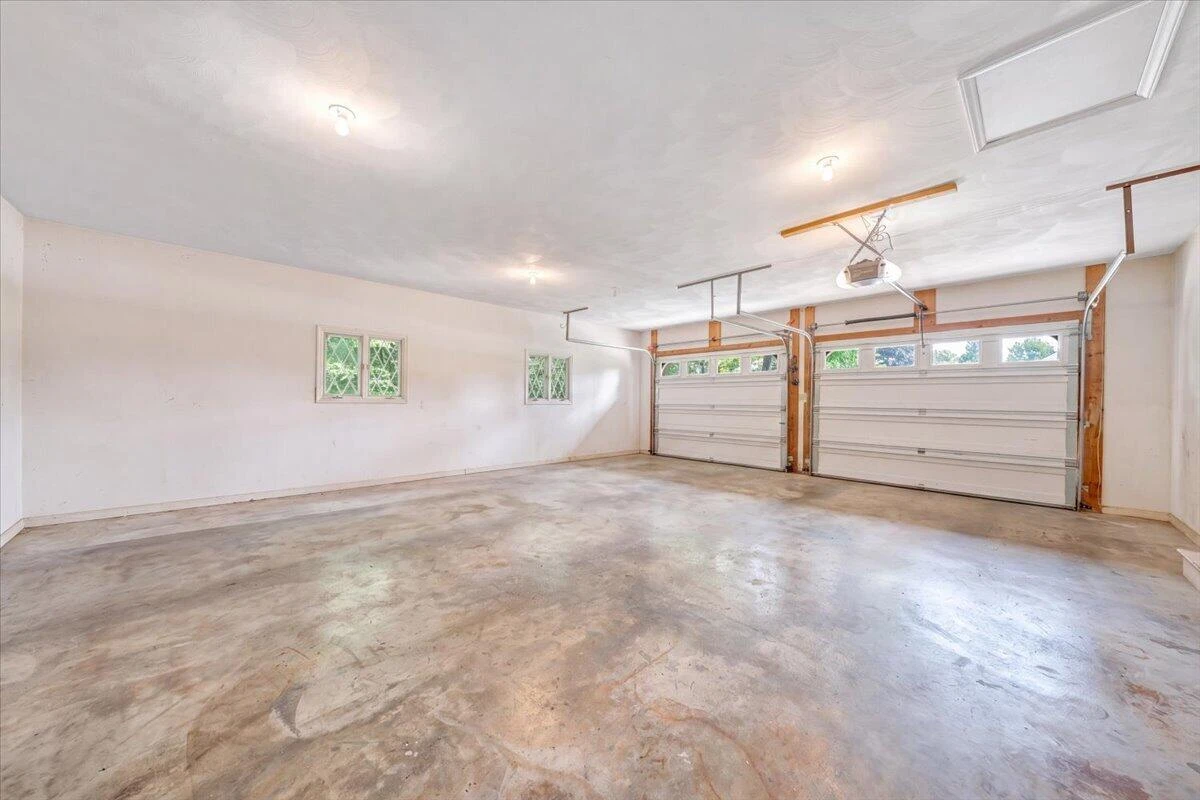 313 Carriage LN - Photo 61