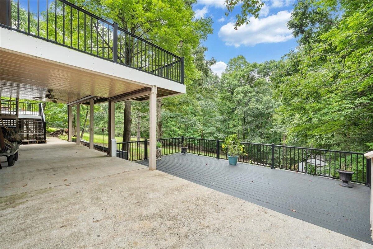 313 Carriage LN - Photo 67