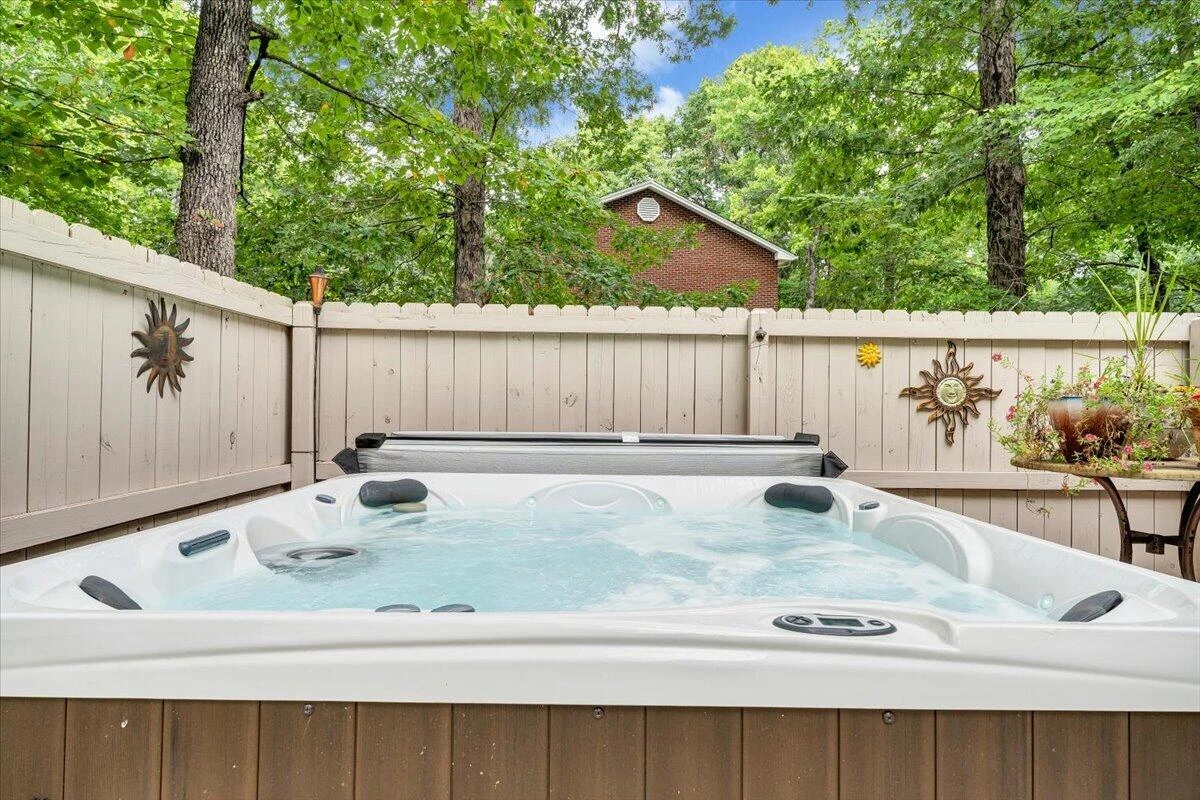 313 Carriage LN - Photo 70