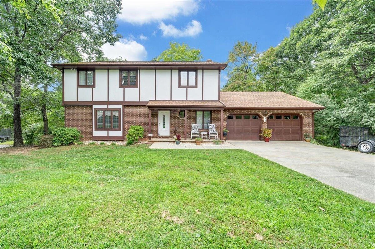 313 Carriage LN - Photo 76
