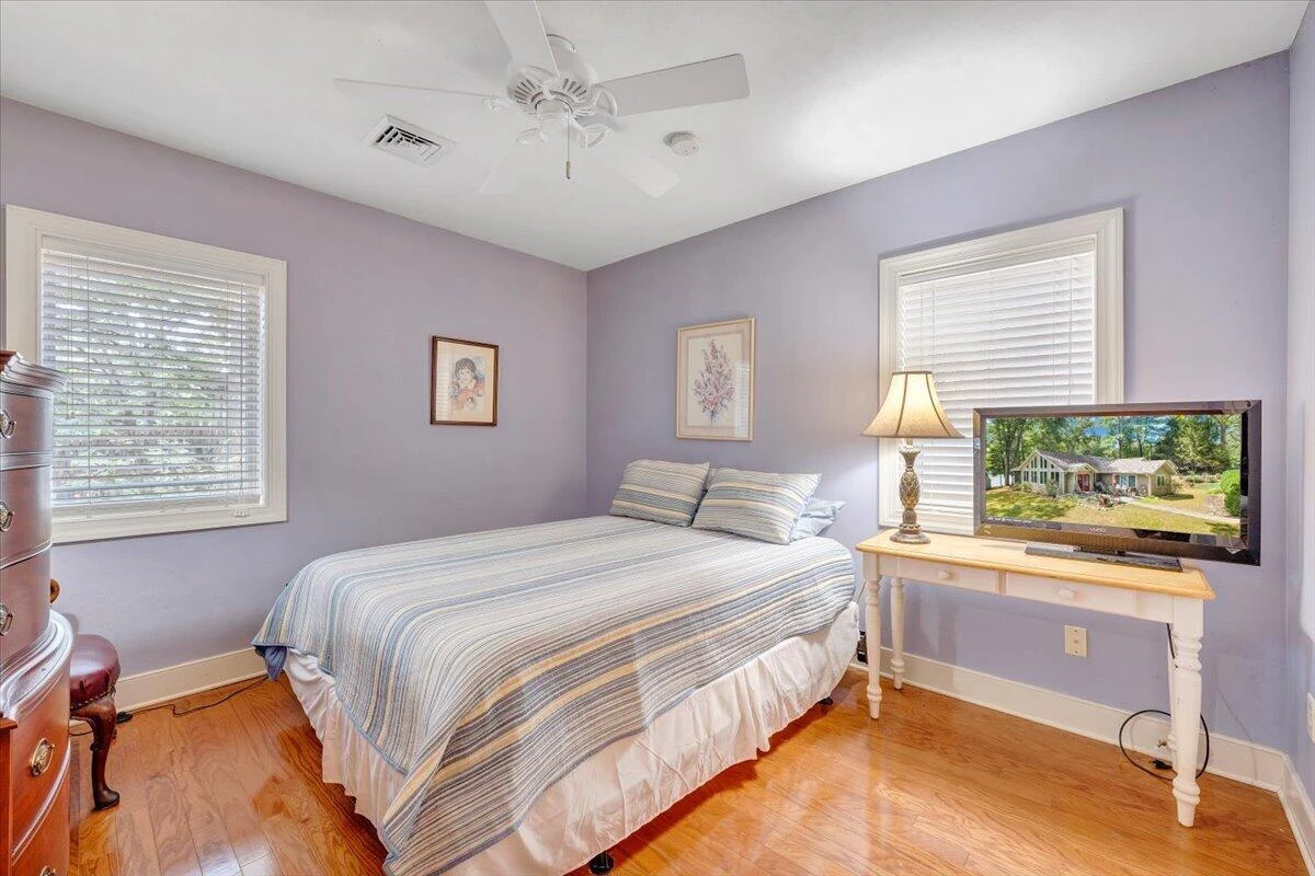 139 Clement DR - Photo 19