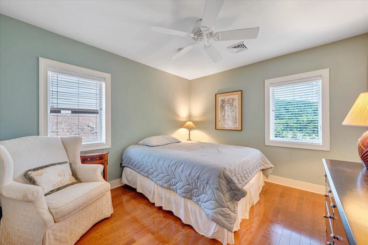 139 Clement DR - Photo 23