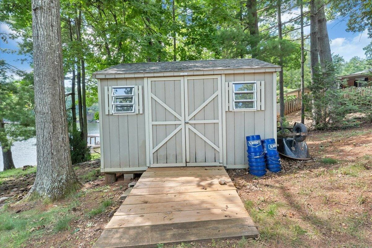 139 Clement DR - Photo 30