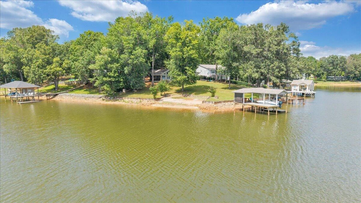 139 Clement DR - Photo 43