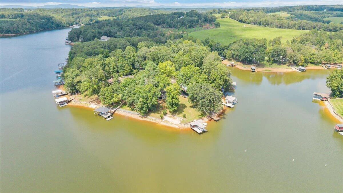 139 Clement DR - Photo 44