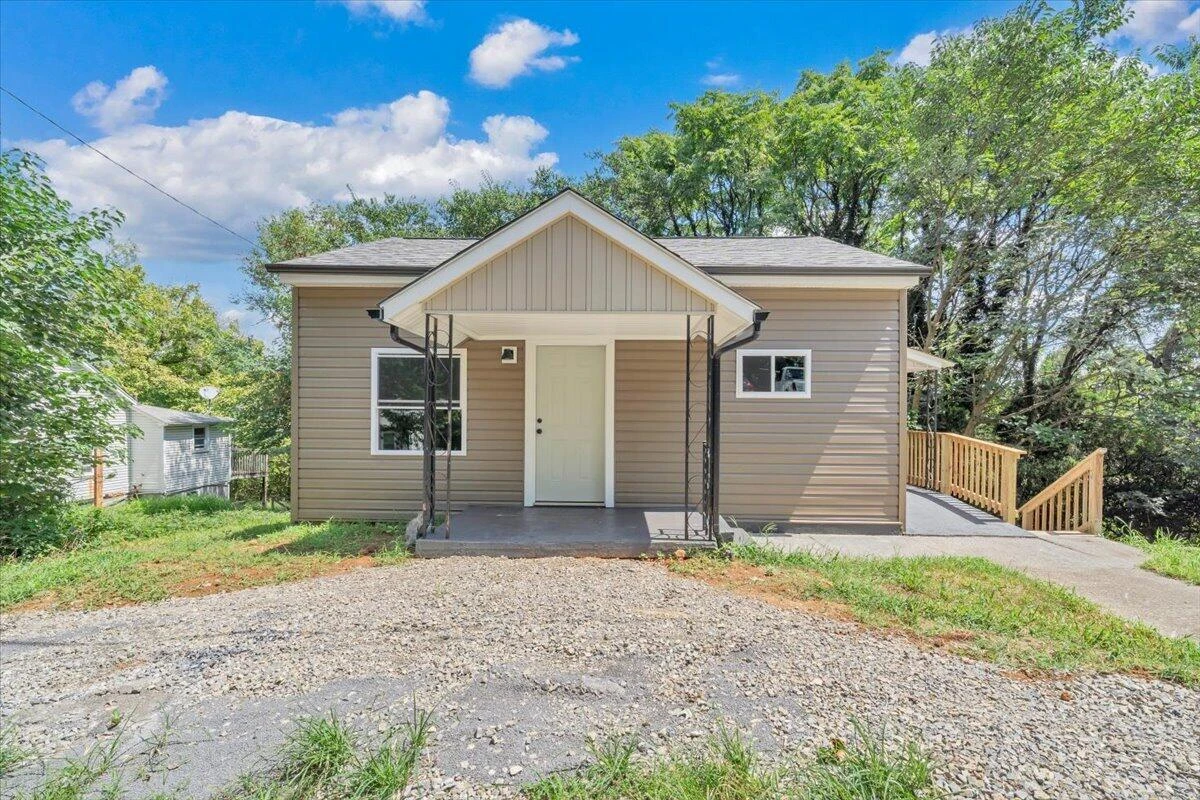 324 10th ST - Photo 28