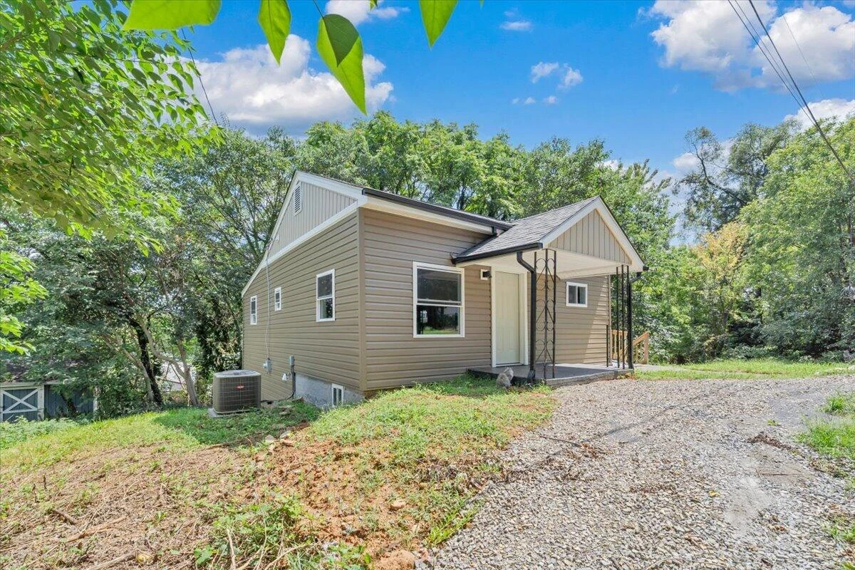 324 10th ST - Photo 30