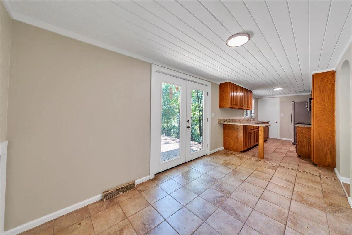 433 Dogwood Hill RD - Photo 8