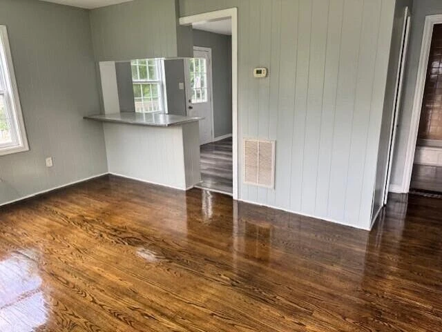 1715 11th ST NW - Photo 4