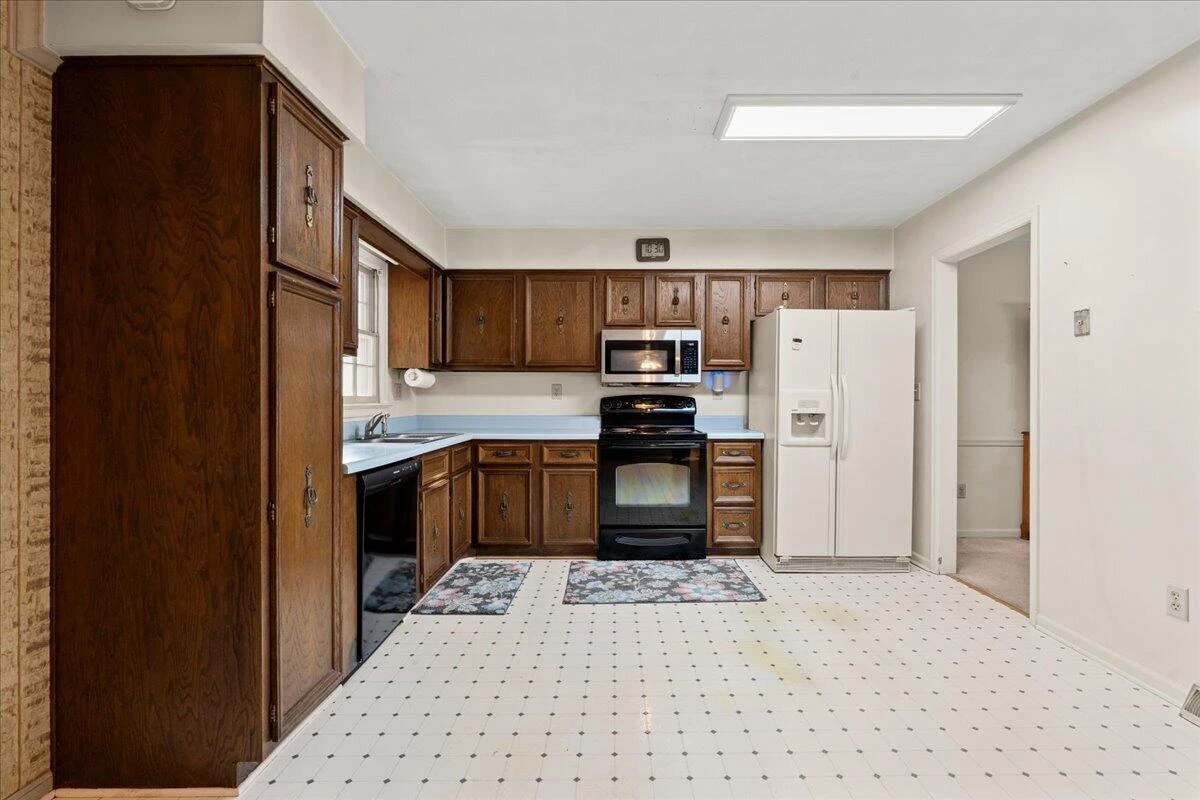 36 Cedarbrook LN - Photo 8