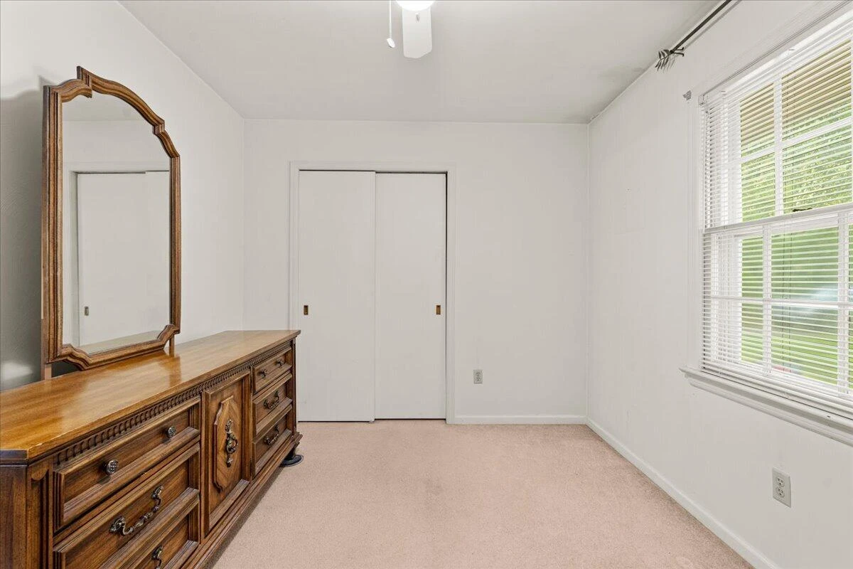 36 Cedarbrook LN - Photo 13