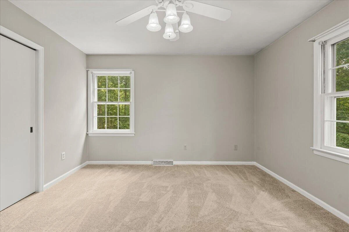 36 Cedarbrook LN - Photo 15