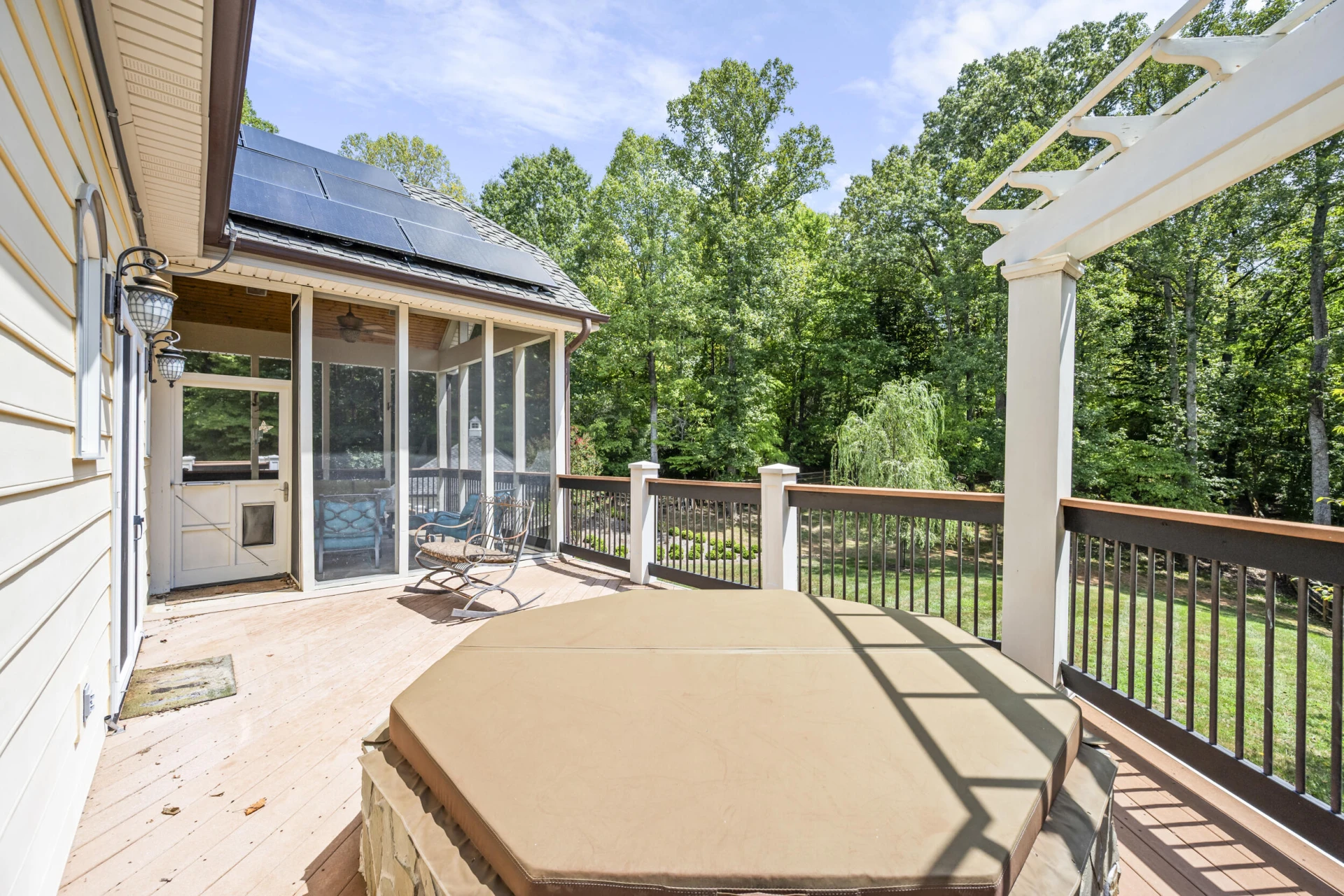 144 Beacon Hill PL - Photo 22