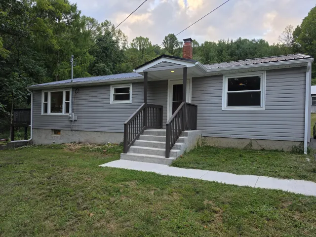 233 Masons Knob RD, Boones Mill, VA, 24065