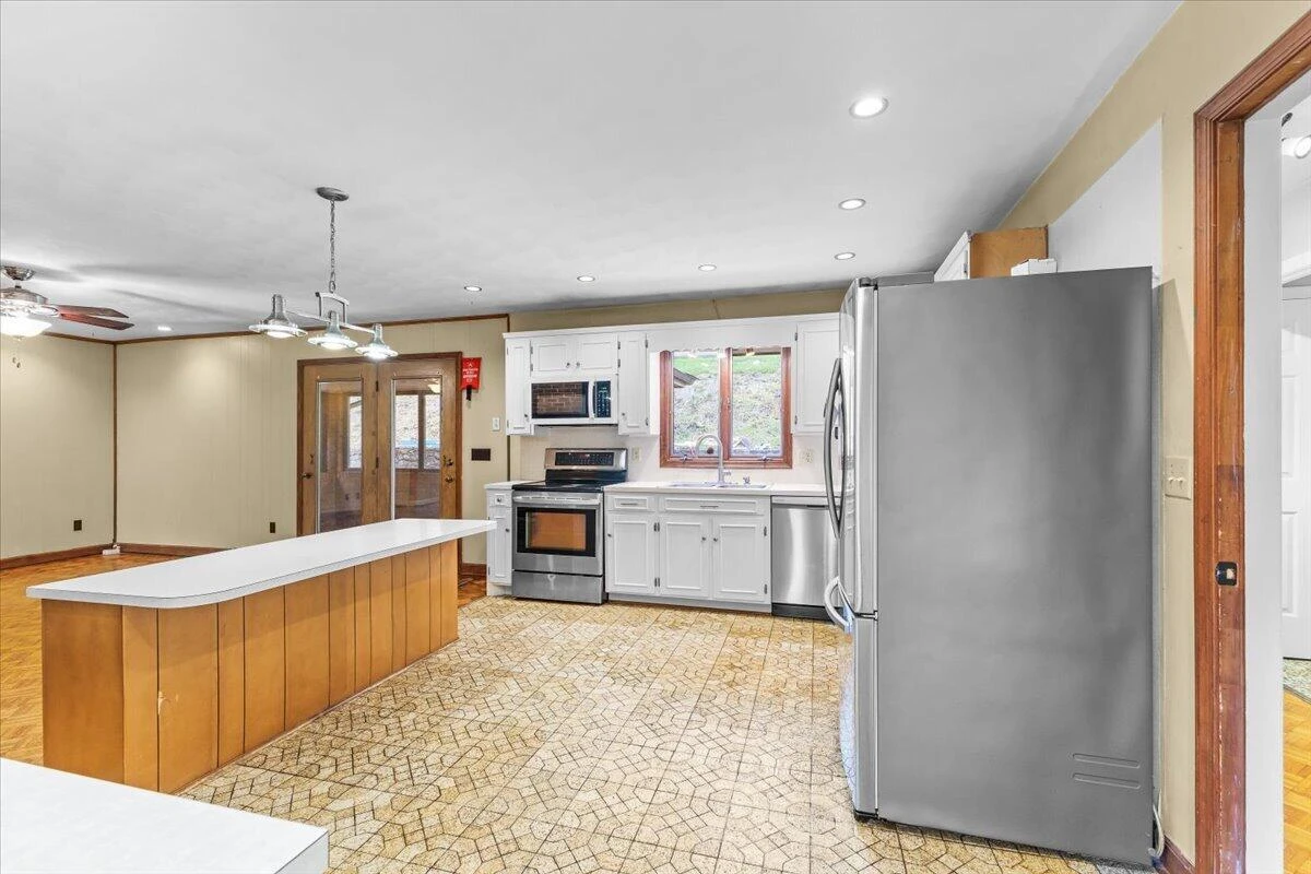 2315 Ridge RD - Photo 16