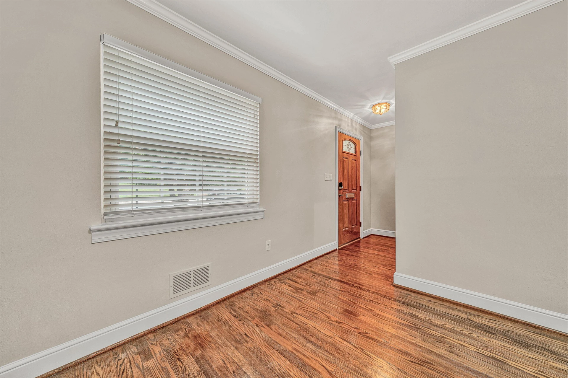 2420 Fairway DR SW - Photo 4
