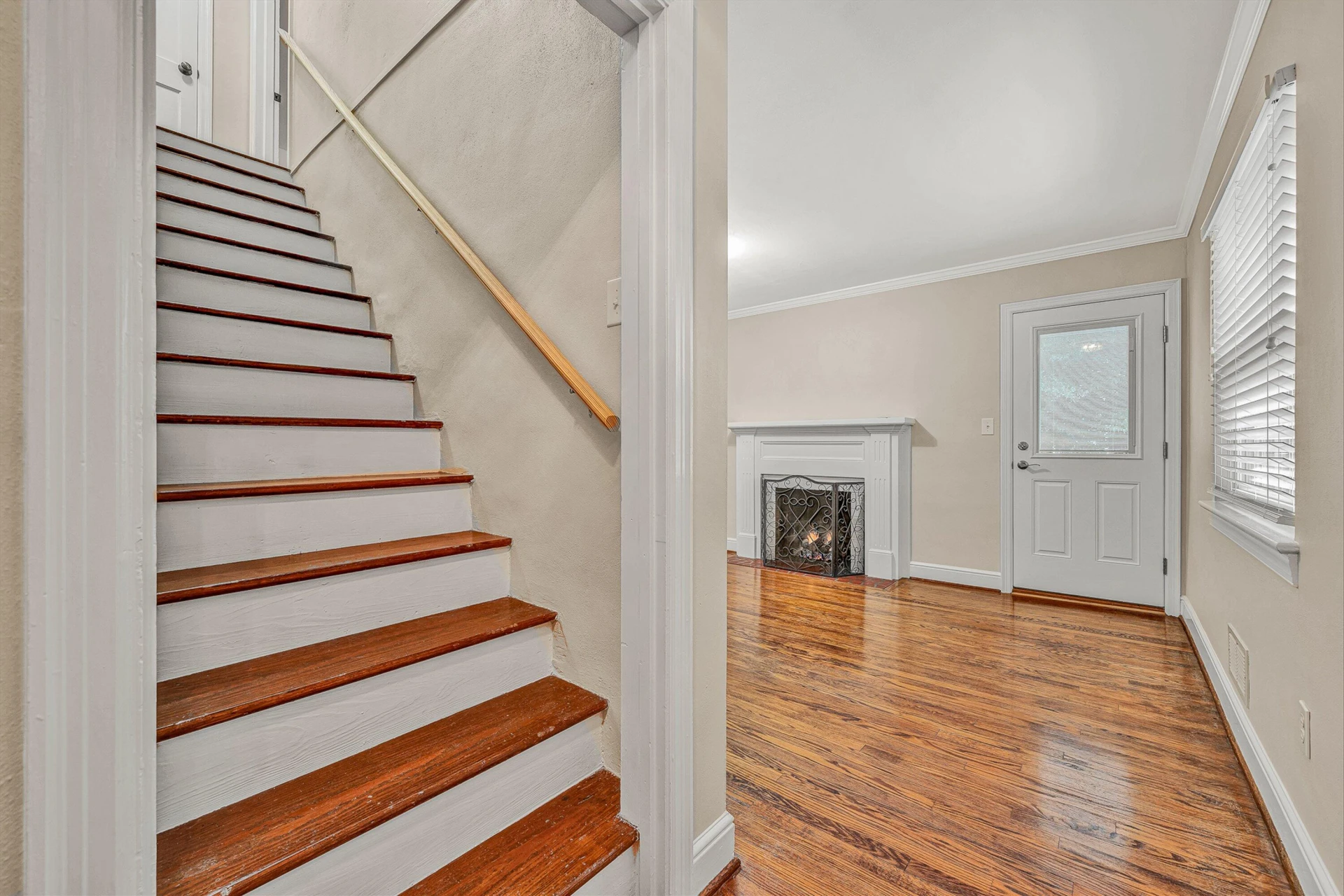 2420 Fairway DR SW - Photo 5