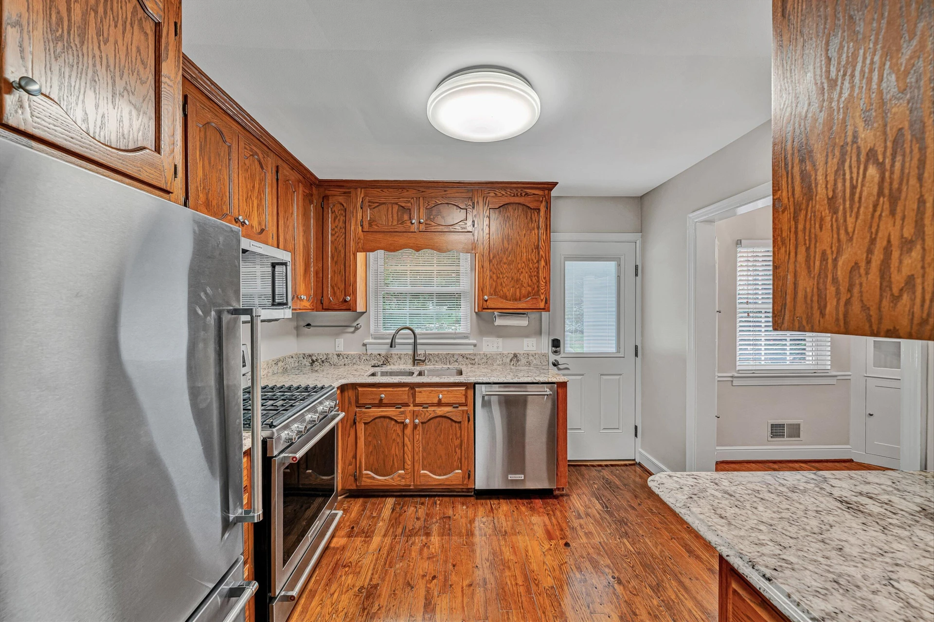 2420 Fairway DR SW - Photo 13