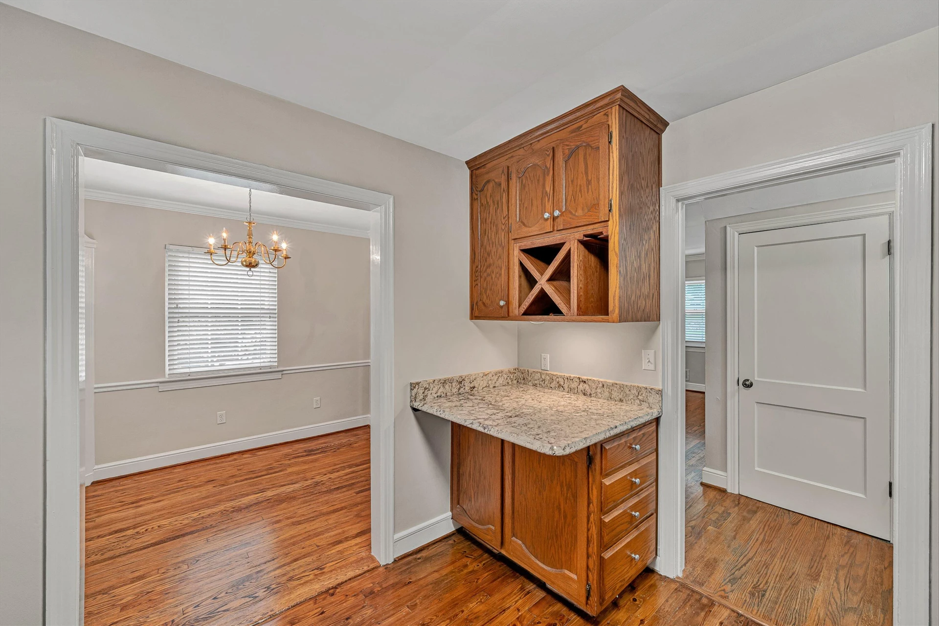 2420 Fairway DR SW - Photo 15