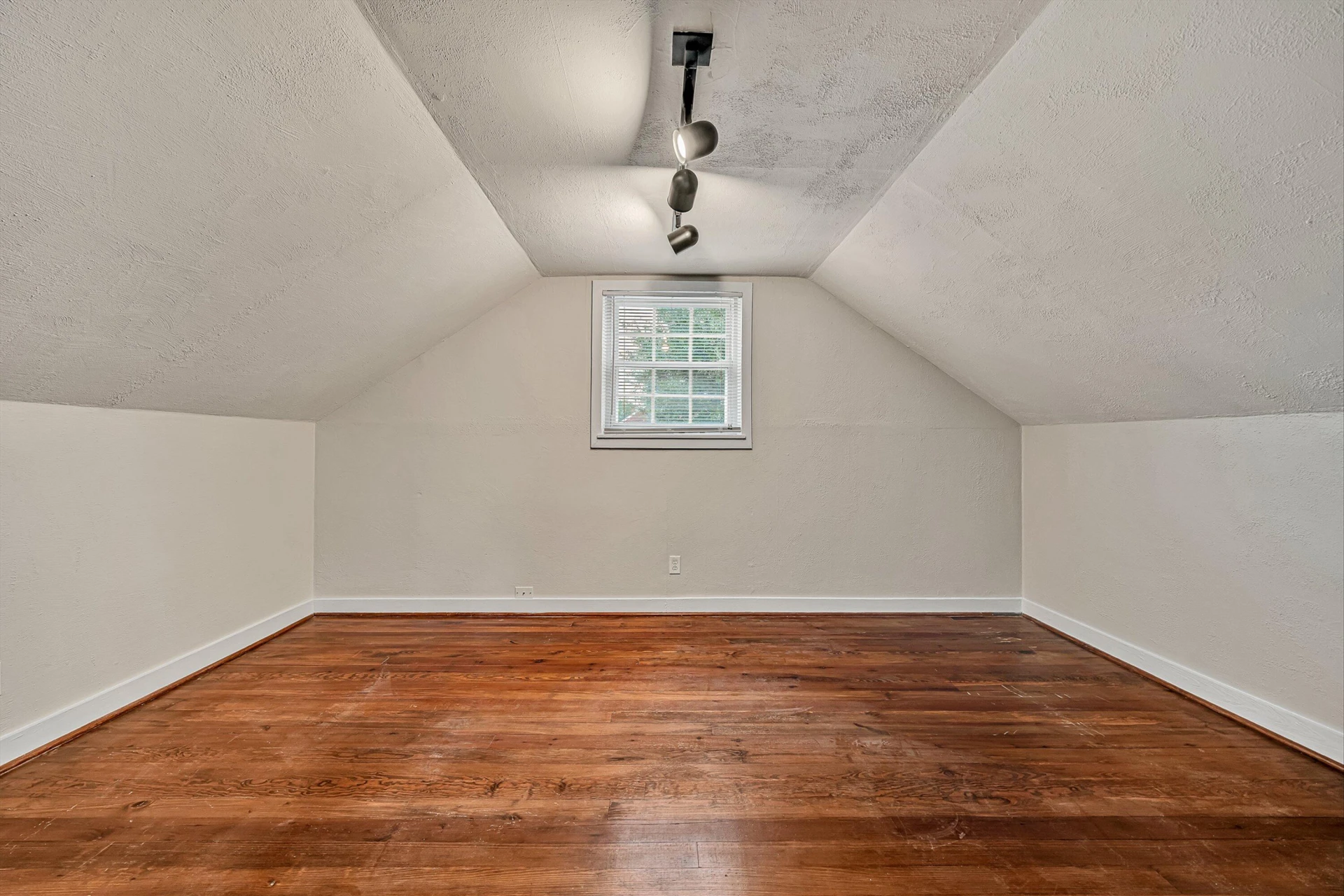 2420 Fairway DR SW - Photo 24