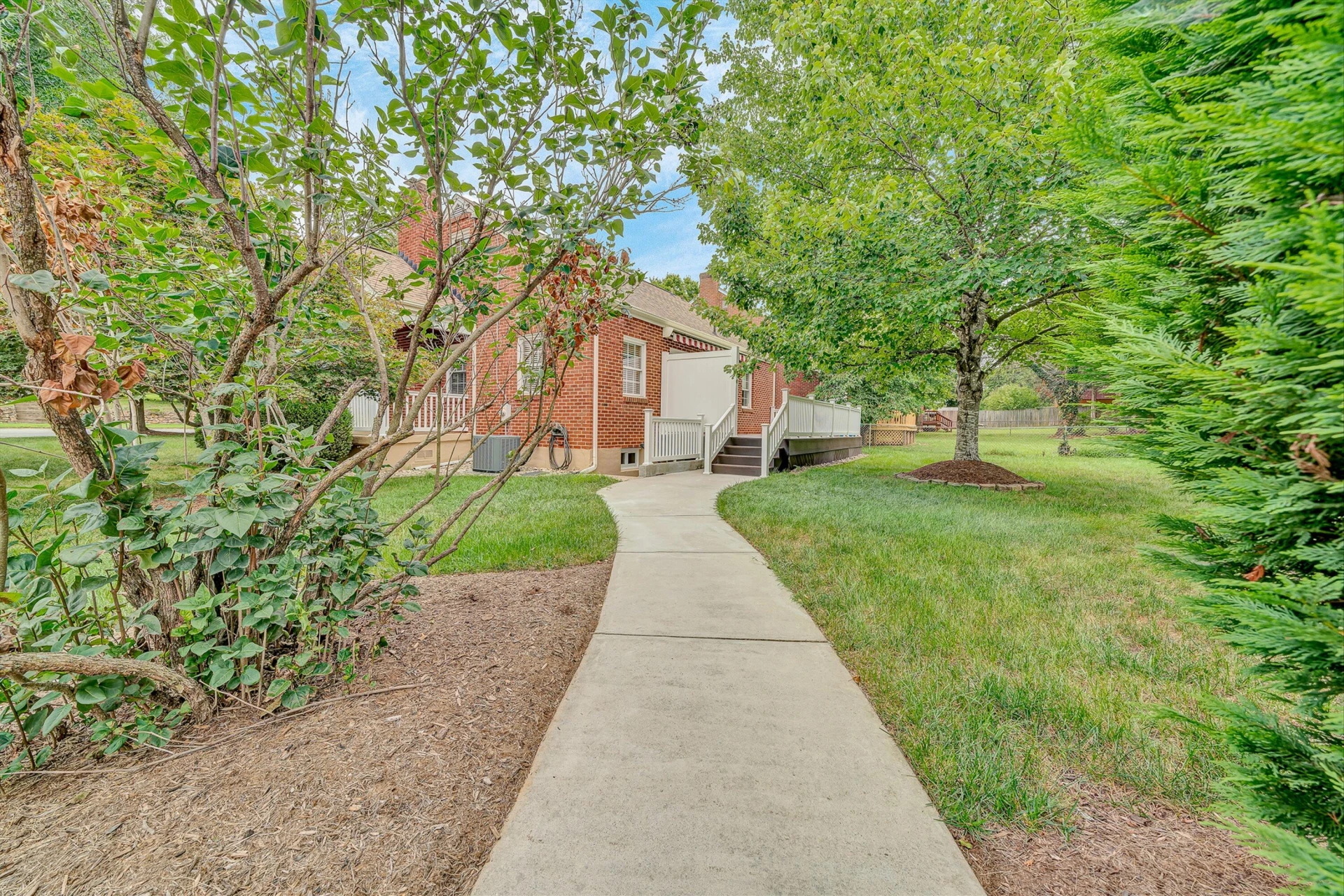 2420 Fairway DR SW - Photo 34