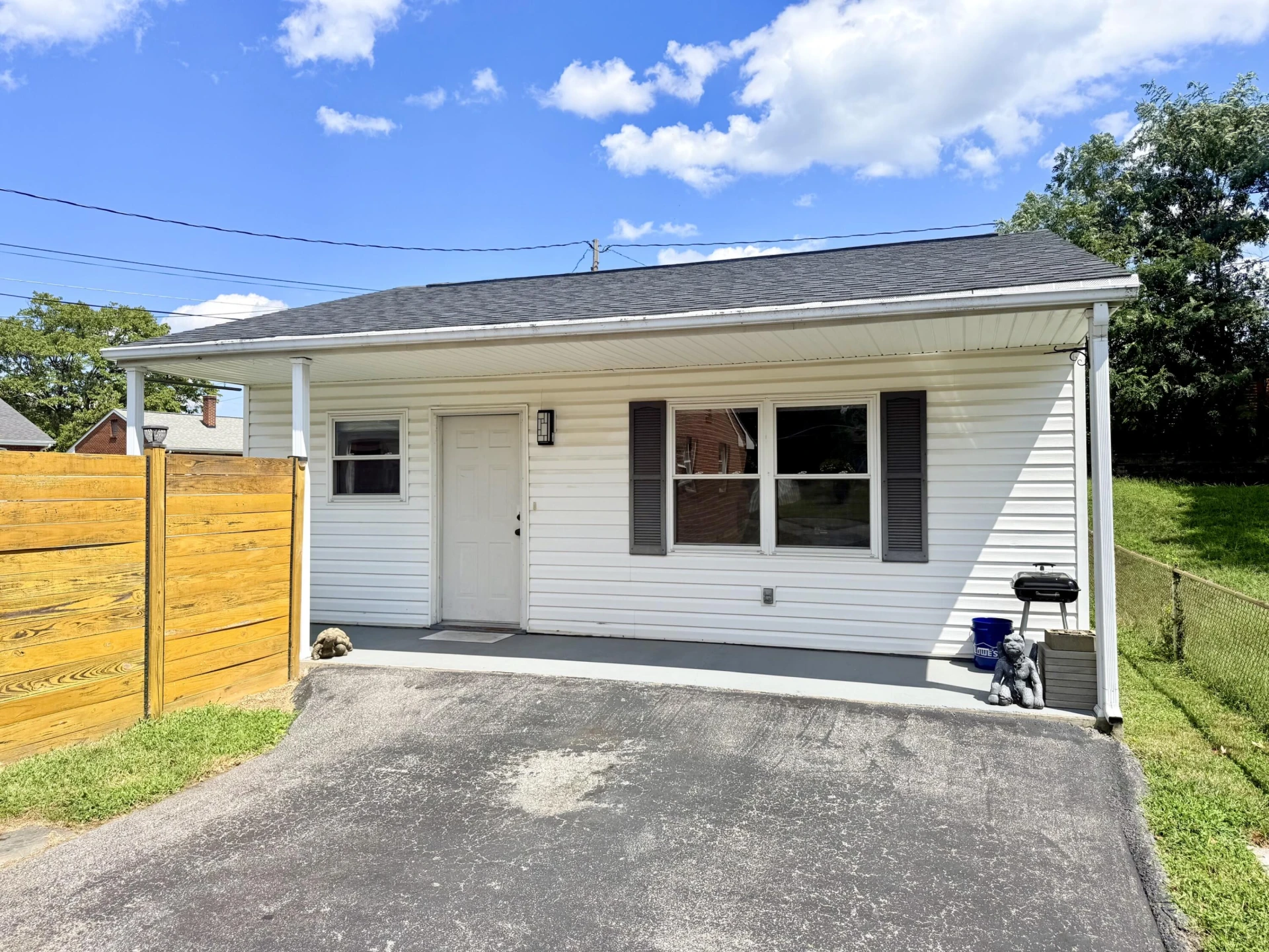 2110 Ellison AVE - Photo 3