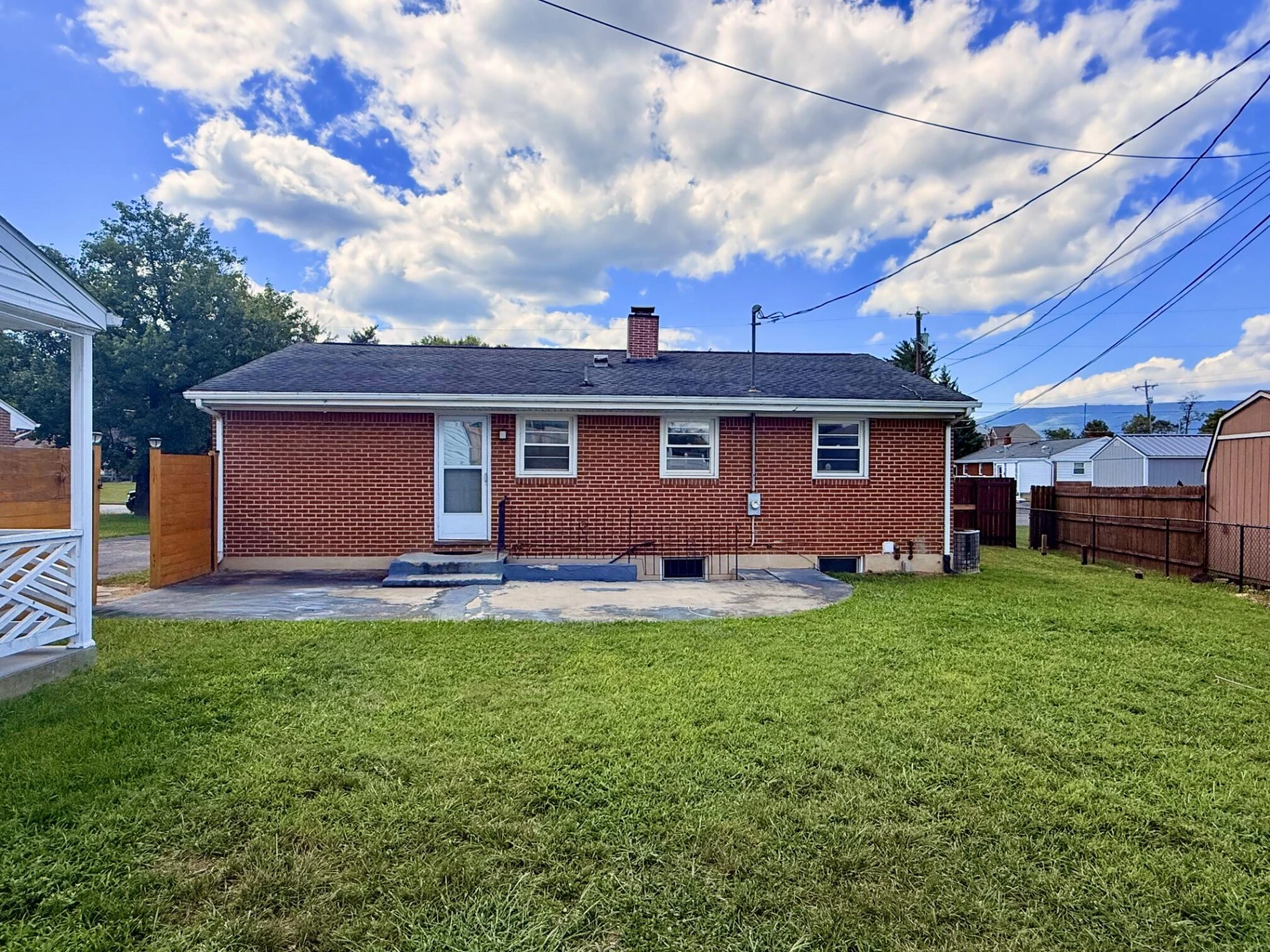 2110 Ellison AVE - Photo 4