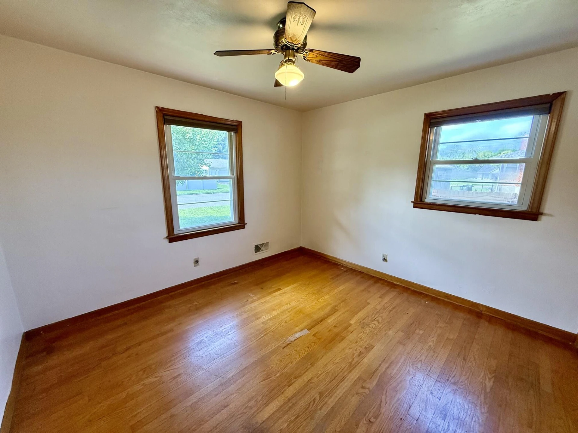2110 Ellison AVE - Photo 17