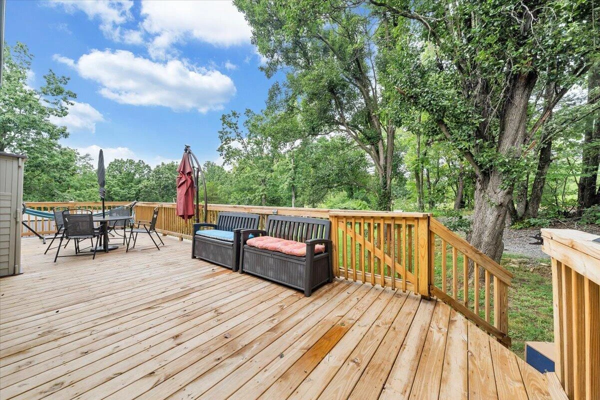 281 Cherokee Hills RD - Photo 32