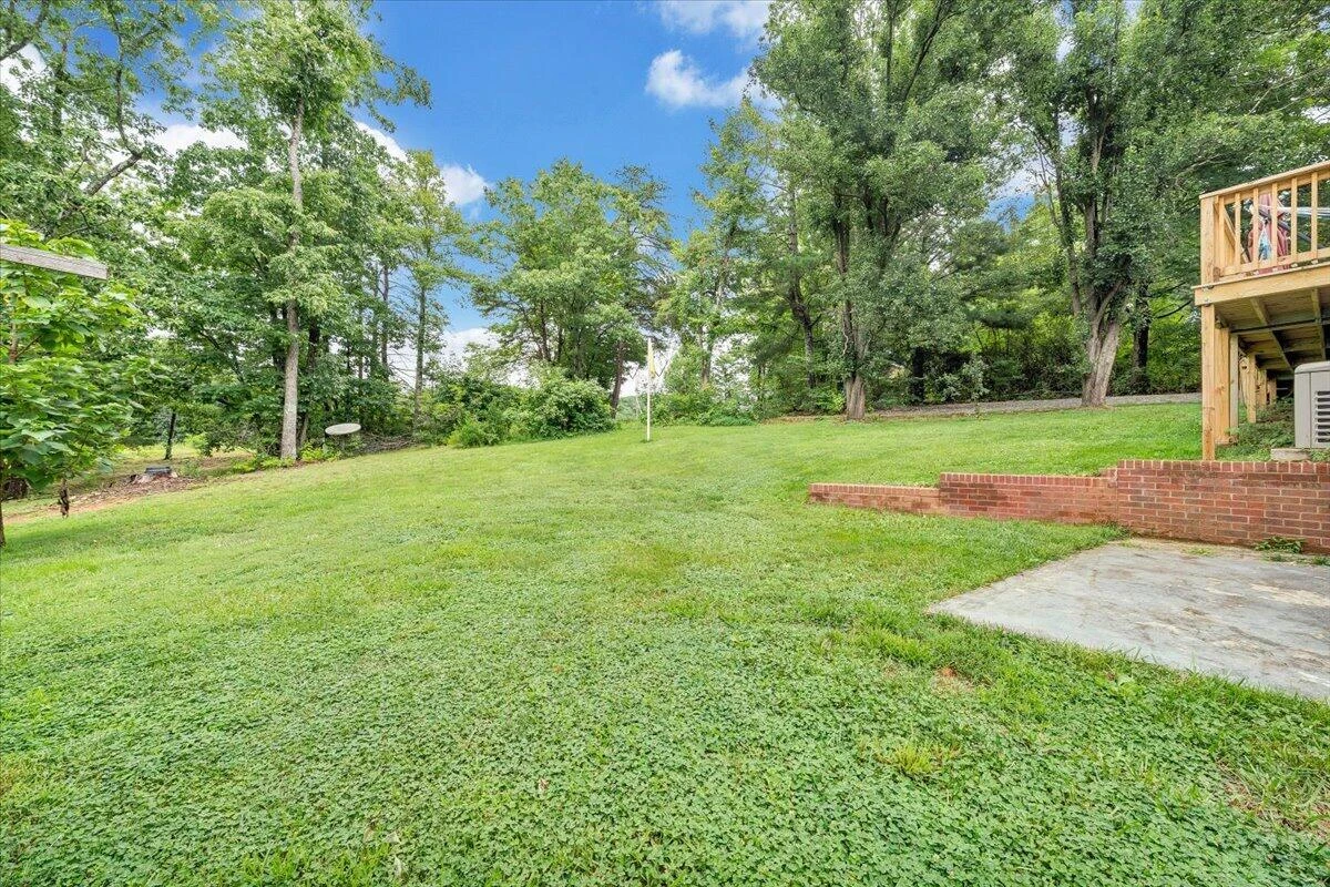 281 Cherokee Hills RD - Photo 39