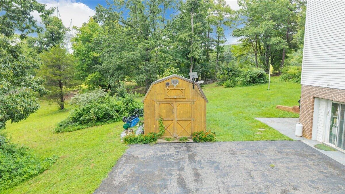 281 Cherokee Hills RD - Photo 58