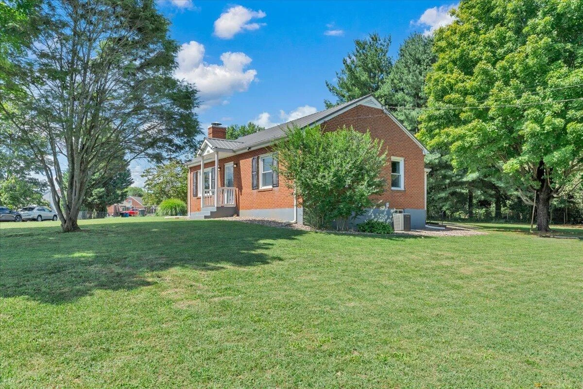 3452 Oaklawn AVE NW - Photo 31