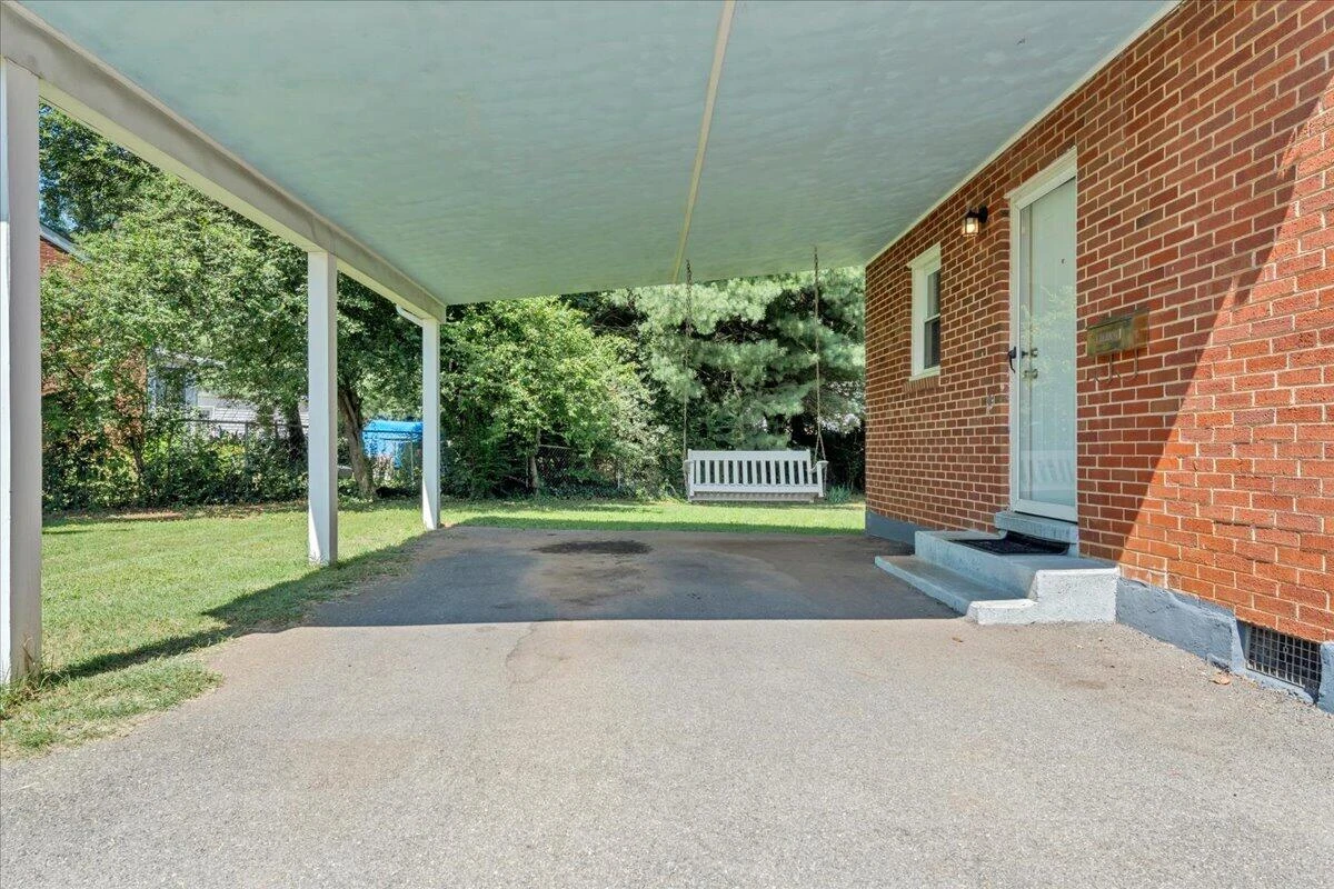 3452 Oaklawn AVE NW - Photo 36