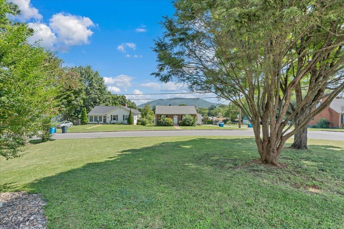 3452 Oaklawn AVE NW - Photo 37