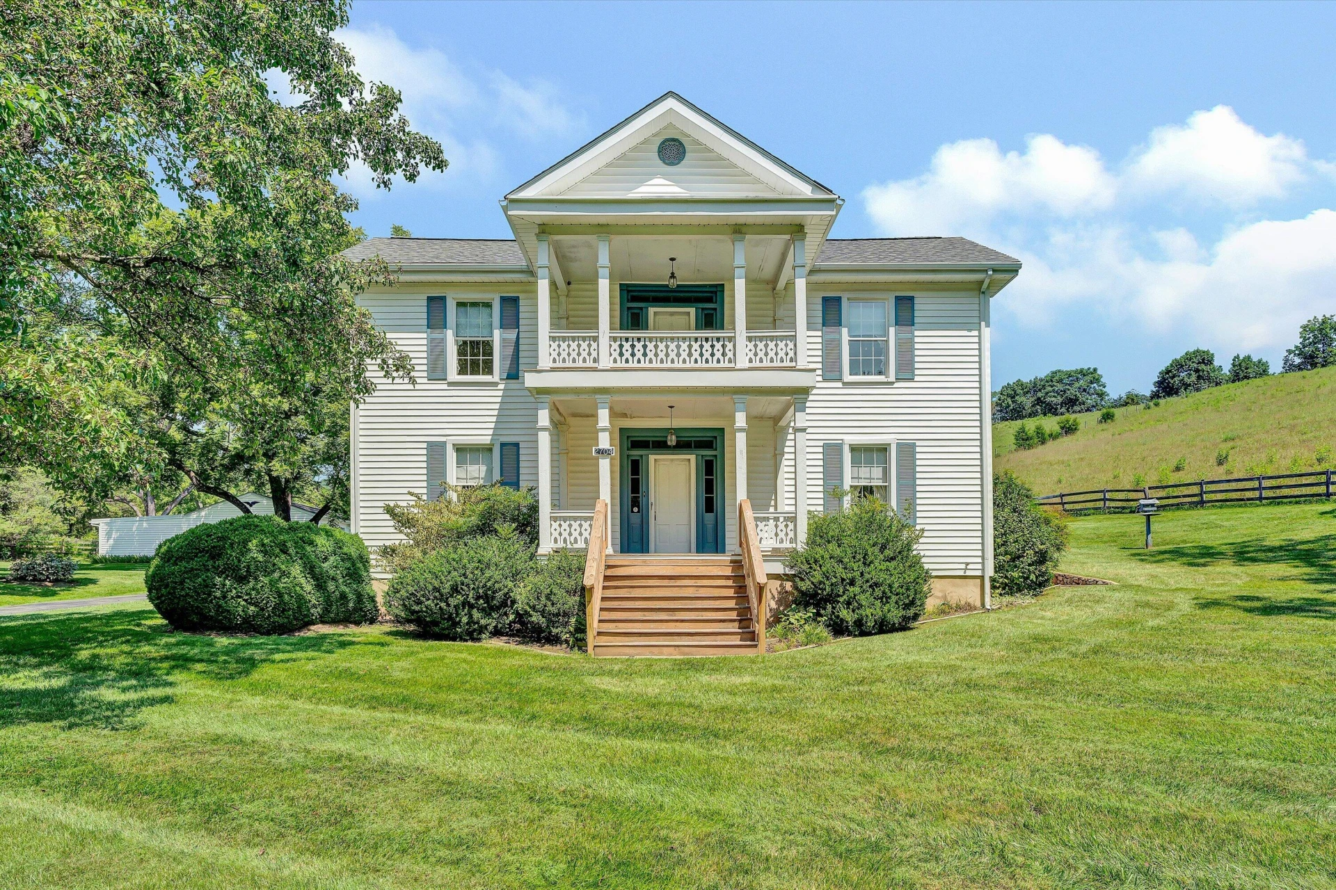 2704 Mountain Pass RD - Photo 3