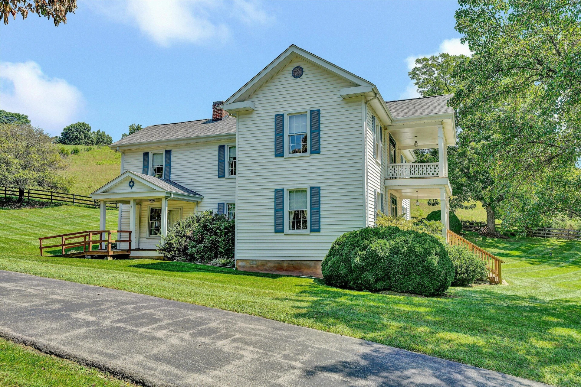 2704 Mountain Pass RD - Photo 5