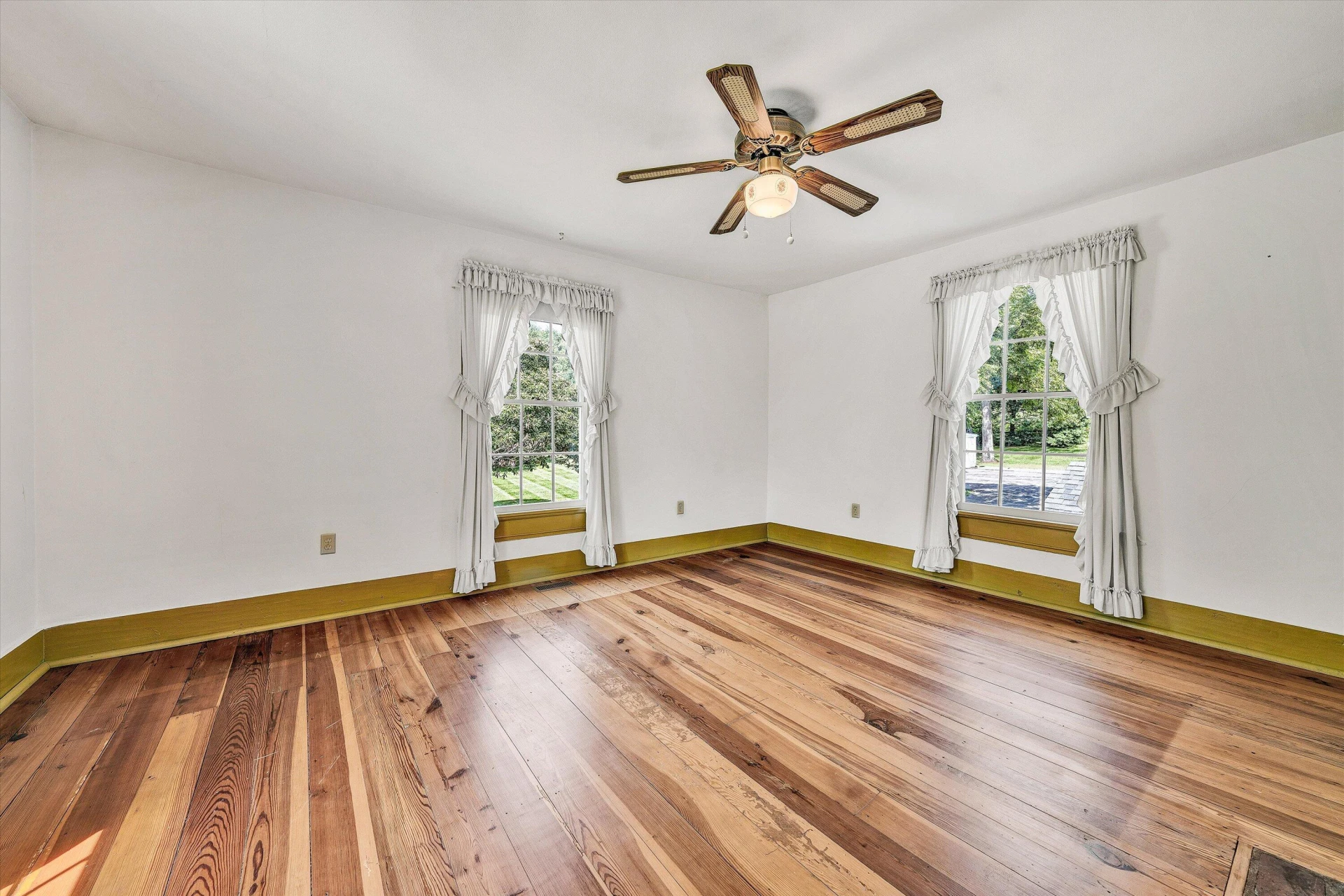 2704 Mountain Pass RD - Photo 35