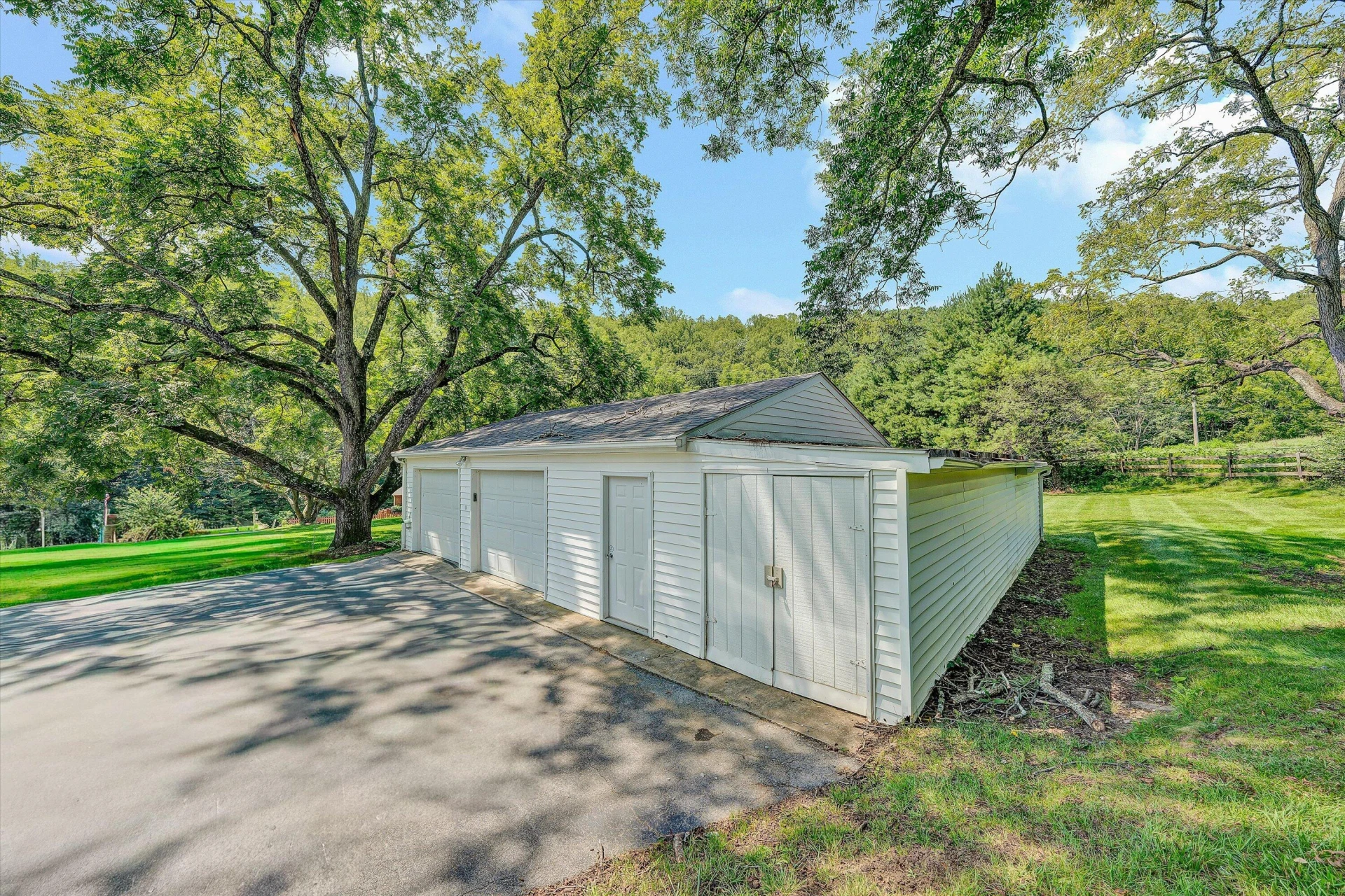 2704 Mountain Pass RD - Photo 46