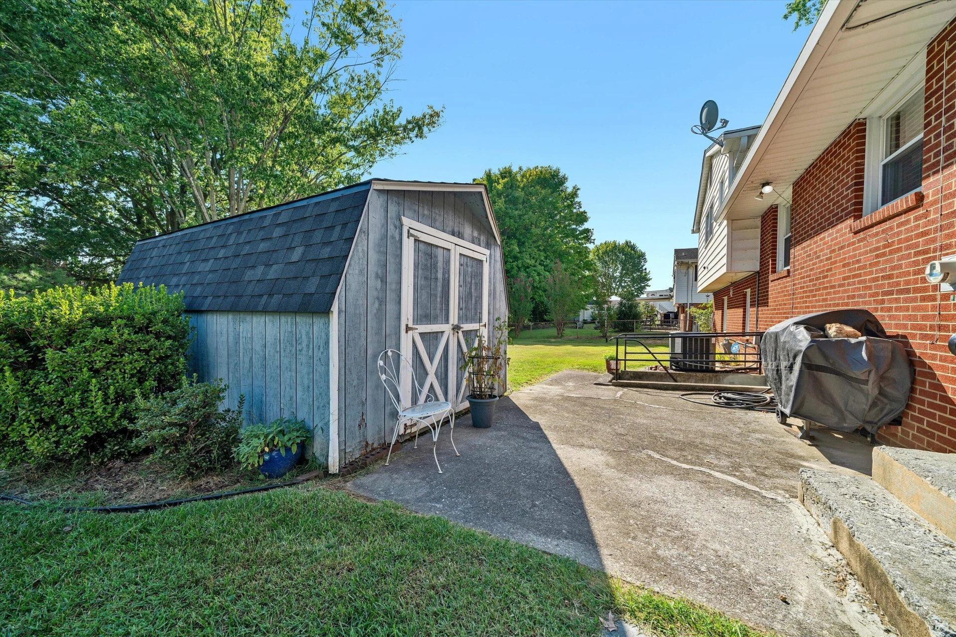 2449 Kingston RD NW - Photo 16
