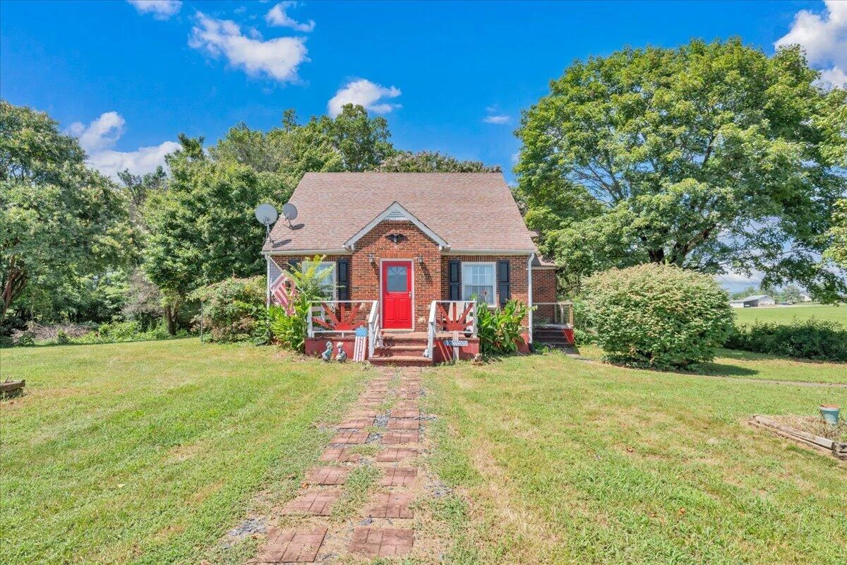 8357 Snow Creek RD - Photo 2