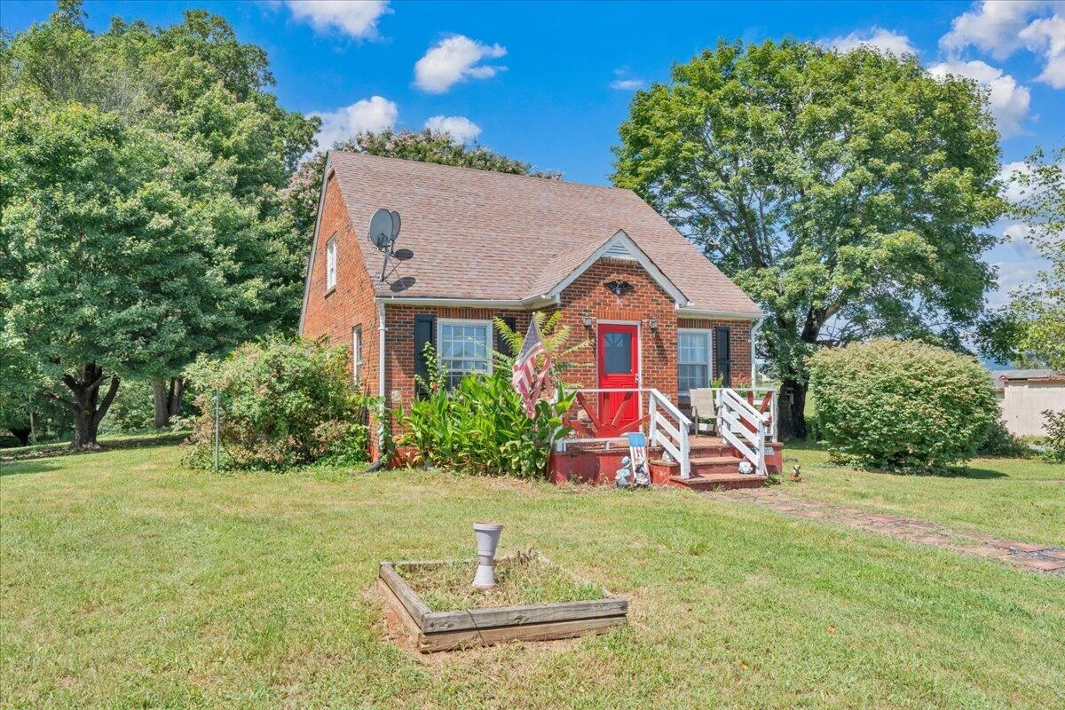 8357 Snow Creek RD - Photo 3