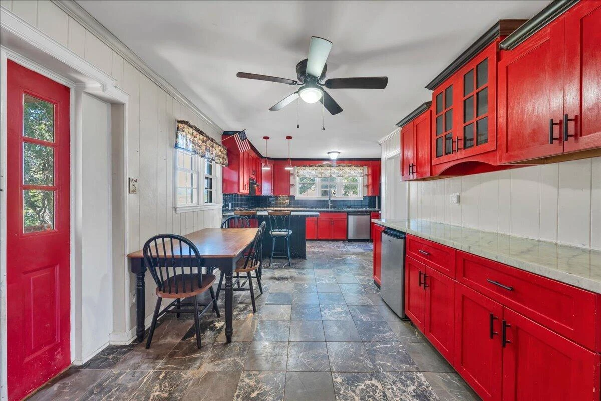 8357 Snow Creek RD - Photo 14