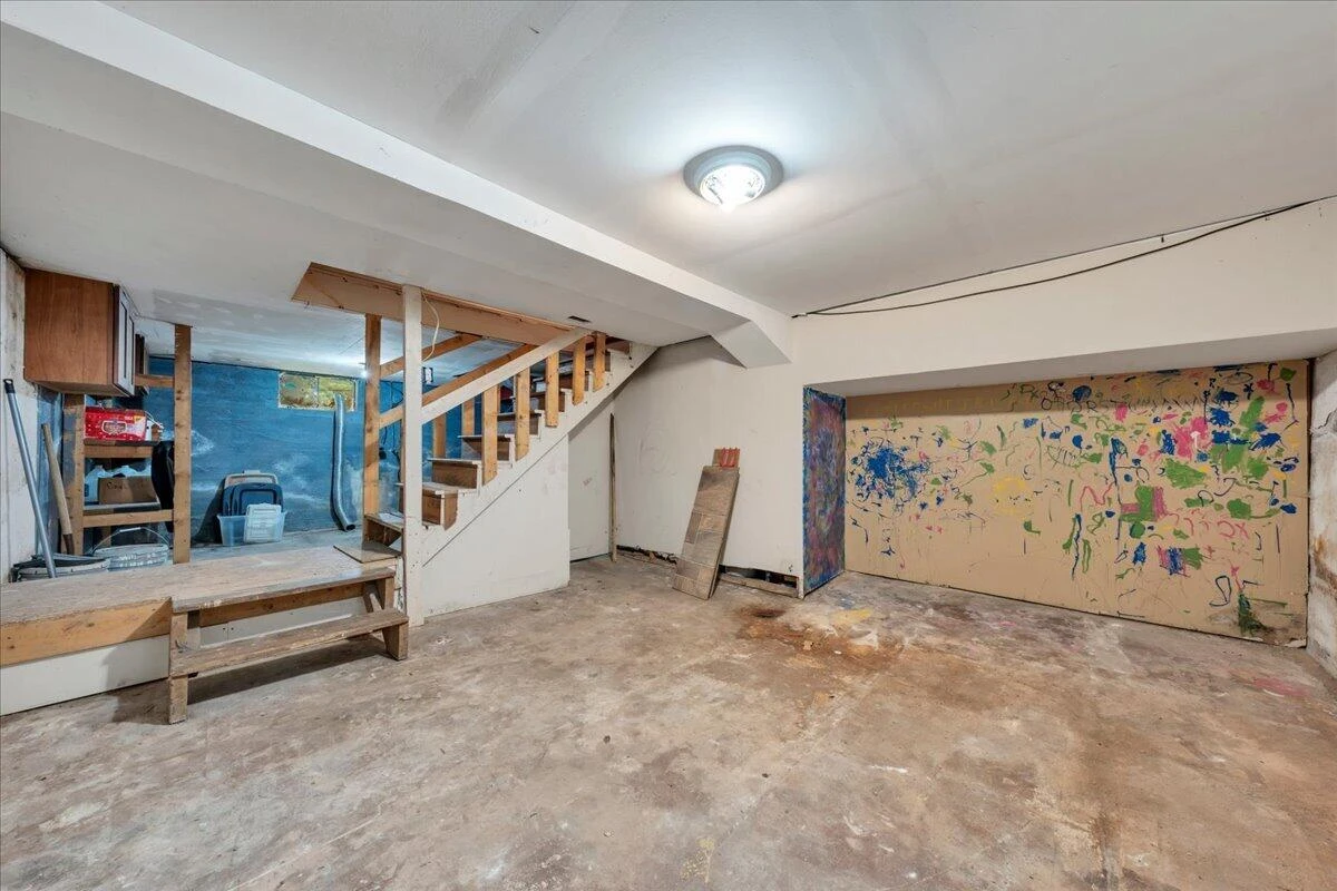 8357 Snow Creek RD - Photo 27