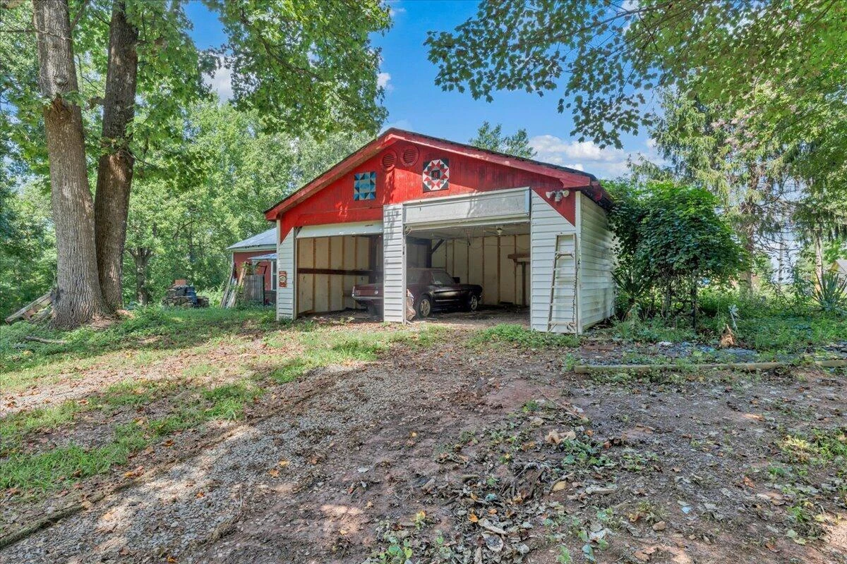 8357 Snow Creek RD - Photo 34