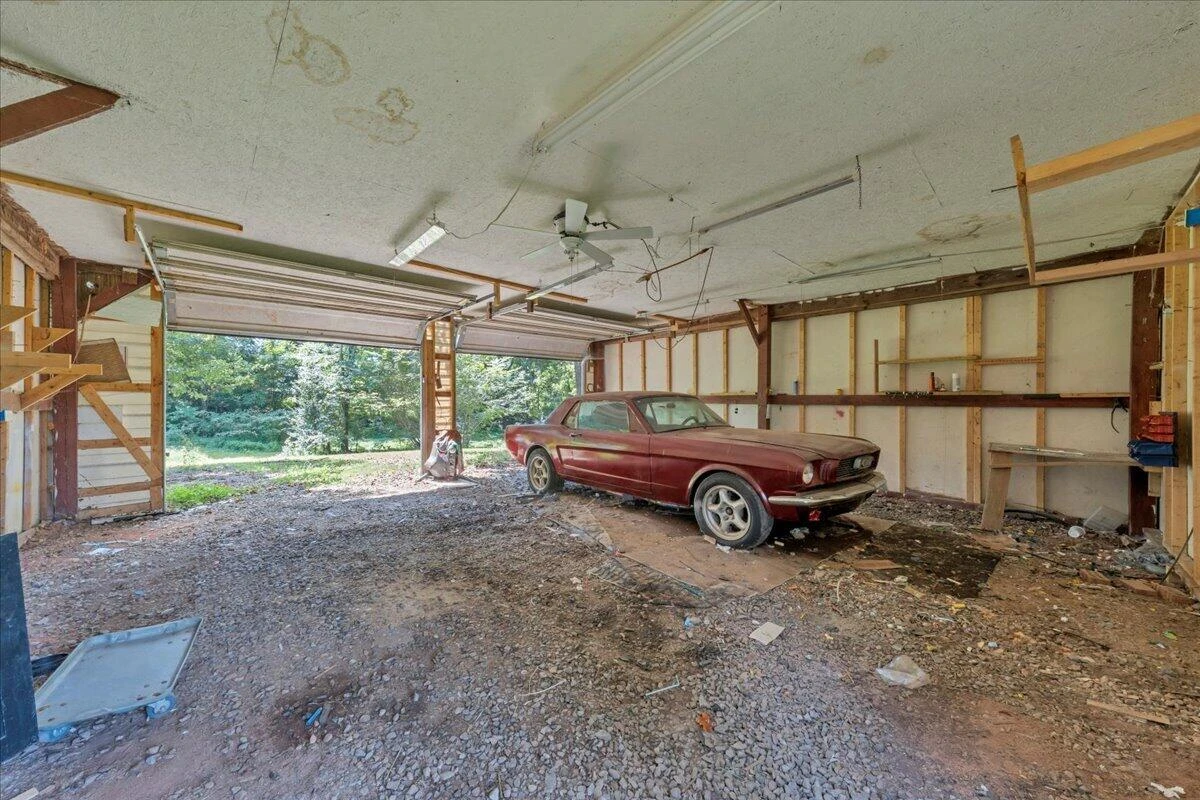 8357 Snow Creek RD - Photo 35
