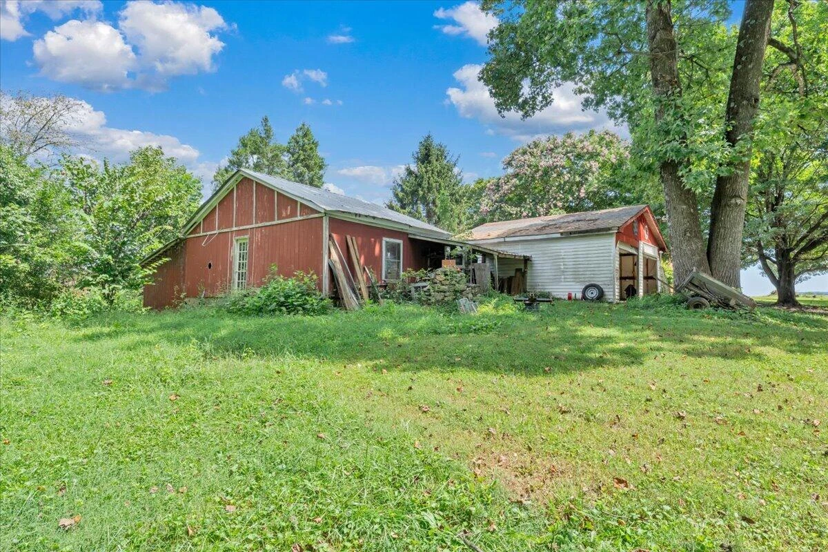 8357 Snow Creek RD - Photo 38