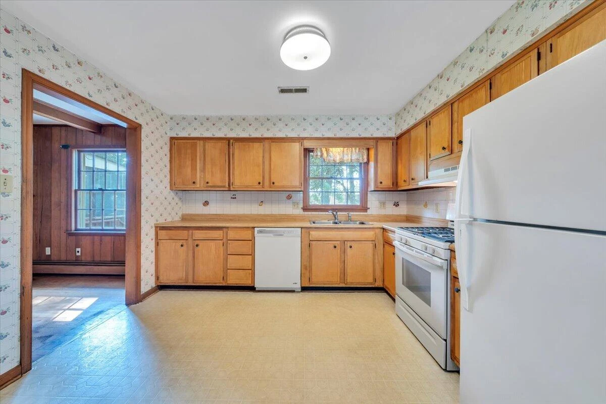 5460 Stoneybrook DR - Photo 31