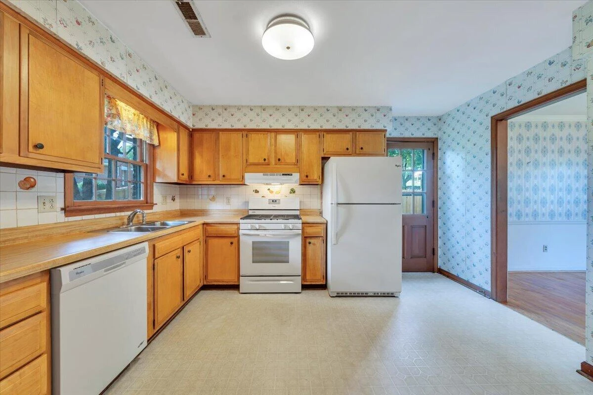 5460 Stoneybrook DR - Photo 34